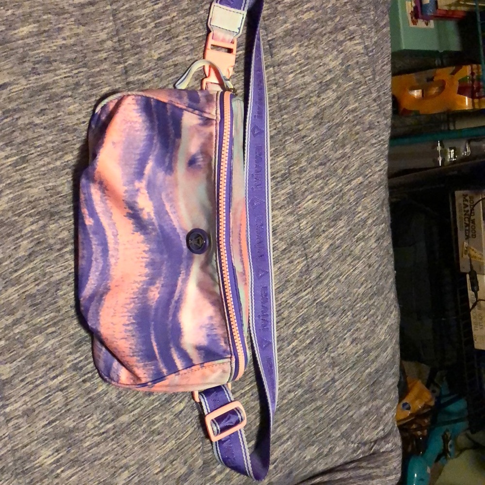 One small Ivivva purse.